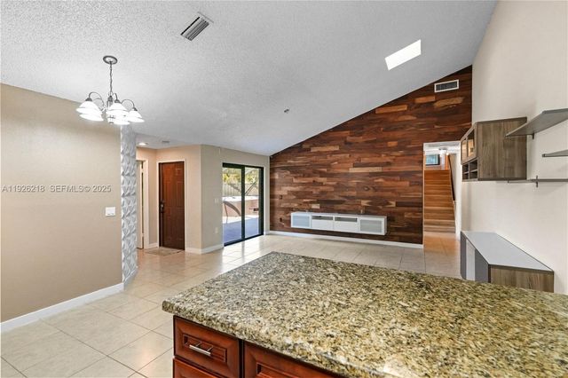 9568 Boca Gardens Pkwy B, Boca Raton, FL 33496