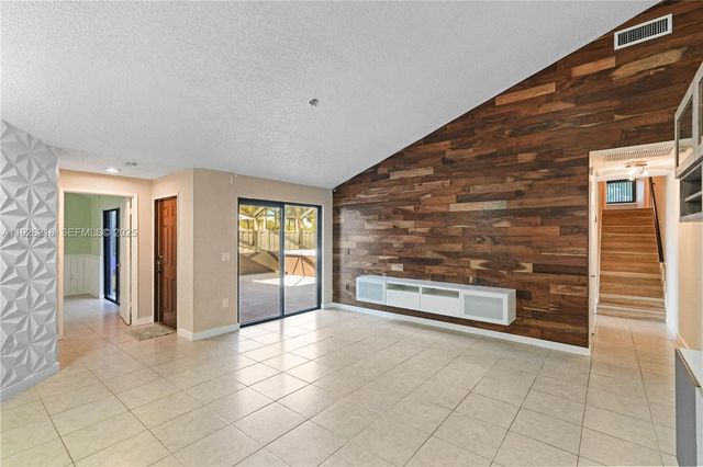 9568 Boca Gardens Pkwy B, Boca Raton, FL 33496