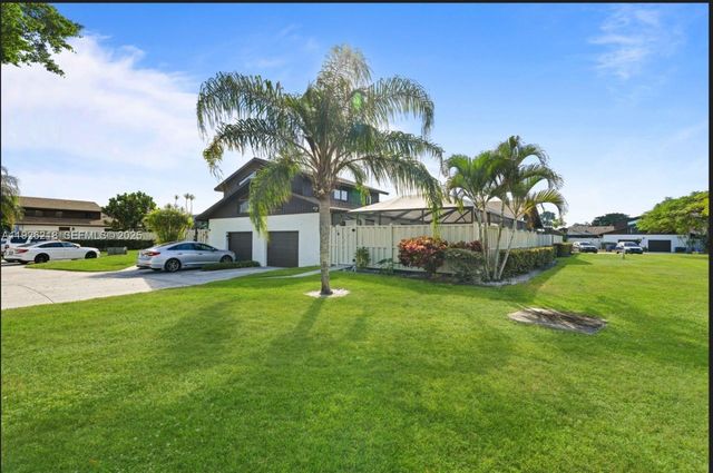 9568 Boca Gardens Pkwy B, Boca Raton, FL 33496