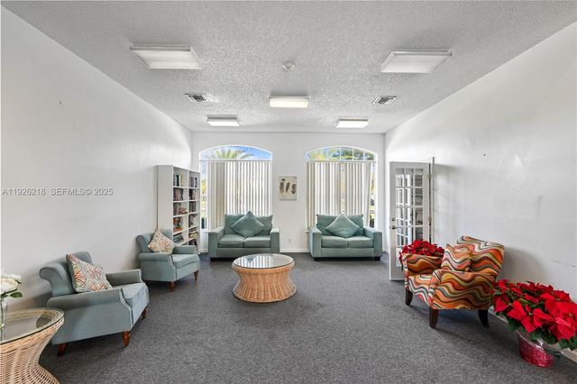 9568 Boca Gardens Pkwy B, Boca Raton, FL 33496