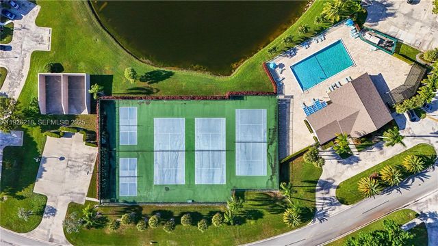 9568 Boca Gardens Pkwy B, Boca Raton, FL 33496