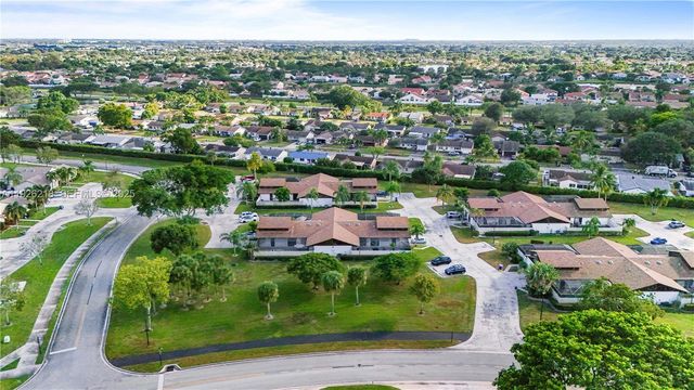 9568 Boca Gardens Pkwy B, Boca Raton, FL 33496