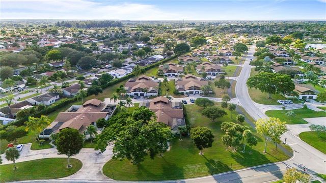 9568 Boca Gardens Pkwy B, Boca Raton, FL 33496