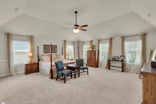 218 Lovelace Court, Simpsonville, SC 29681