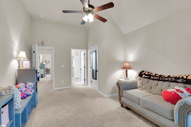 218 Lovelace Court, Simpsonville, SC 29681