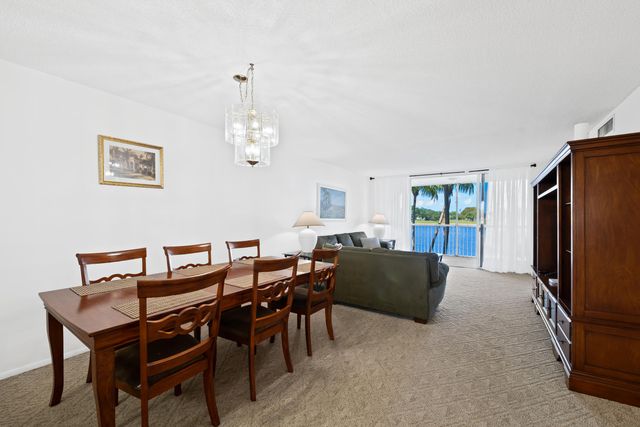3051 N Course Drive 211, Pompano Beach, FL 33069