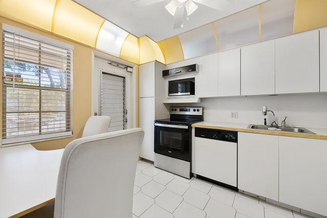 3051 N Course Drive 211, Pompano Beach, FL 33069