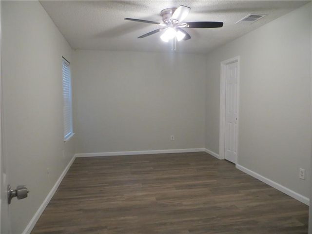 11921 Tobler TRL, Austin, TX 78753