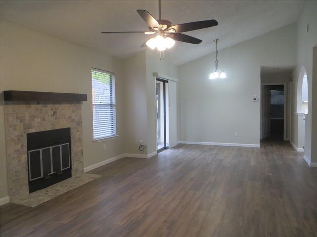 11921 Tobler TRL, Austin, TX 78753