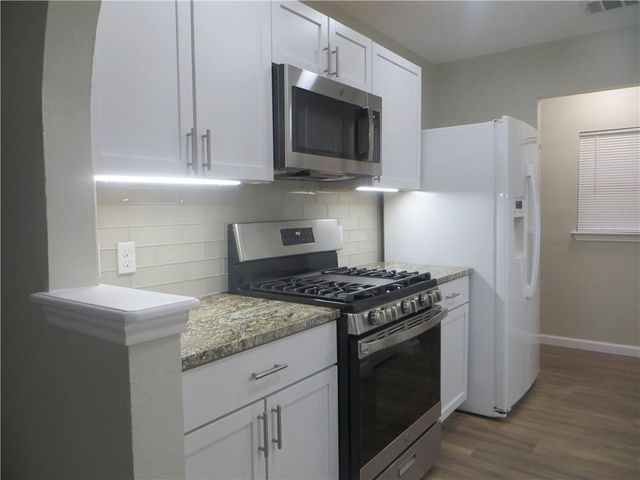 11921 Tobler TRL, Austin, TX 78753