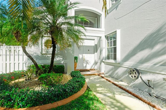 15241 SW 51st St, Miramar, FL 33027