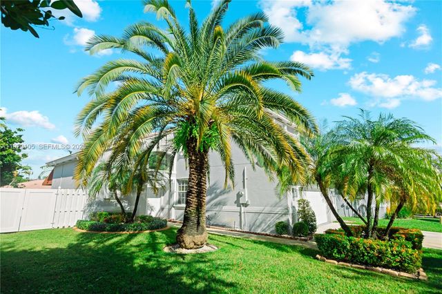 15241 SW 51st St, Miramar, FL 33027