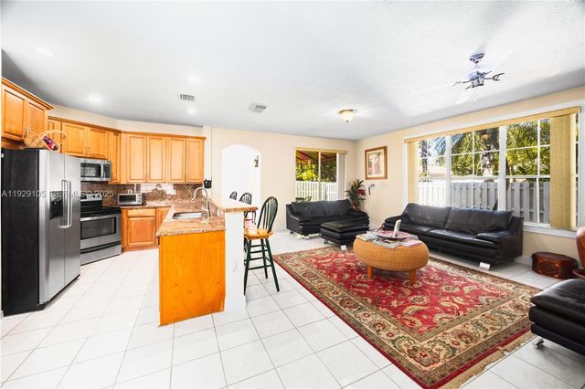 15241 SW 51st St, Miramar, FL 33027