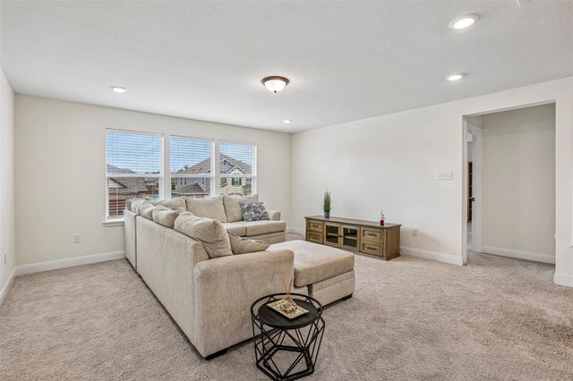 305 Kat Garnet DR, Kyle, TX 78640