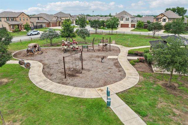 305 Kat Garnet DR, Kyle, TX 78640