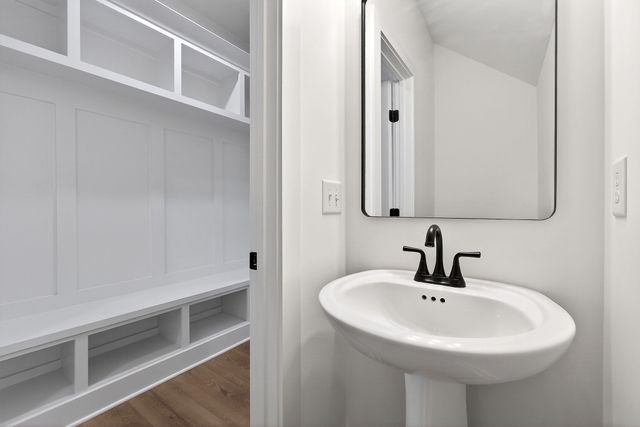 193 Cripps Ln, Smithville, TN 37166