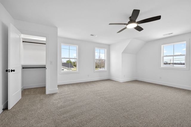 193 Cripps Ln, Smithville, TN 37166