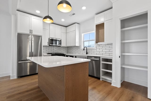 193 Cripps Ln, Smithville, TN 37166