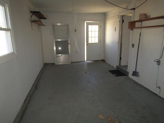 929 Lewis Ave, Salina, KS 67401