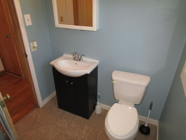 929 Lewis Ave, Salina, KS 67401