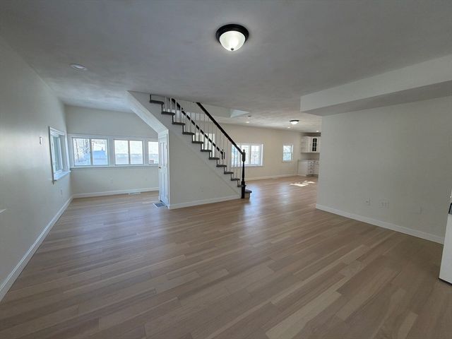 24 Friendship St, Billerica, MA 01821