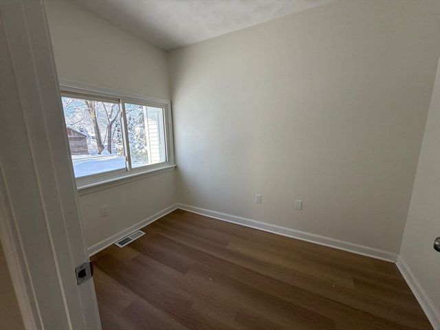 24 Friendship St, Billerica, MA 01821