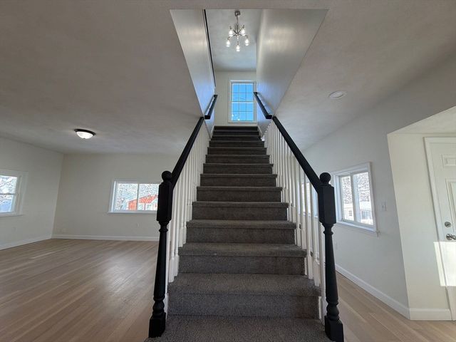 24 Friendship St, Billerica, MA 01821