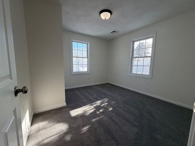 24 Friendship St, Billerica, MA 01821