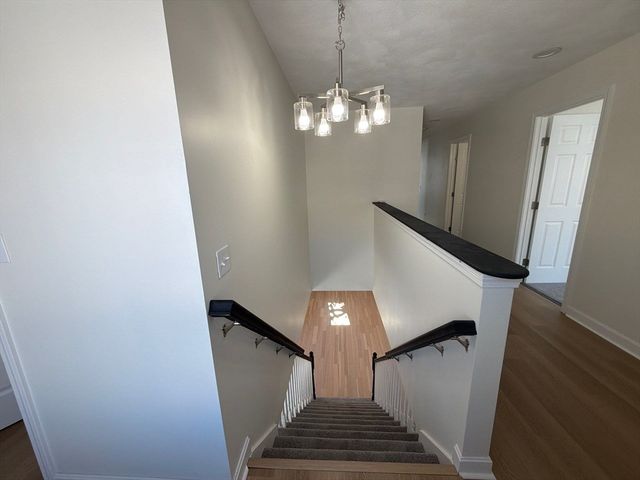 24 Friendship St, Billerica, MA 01821