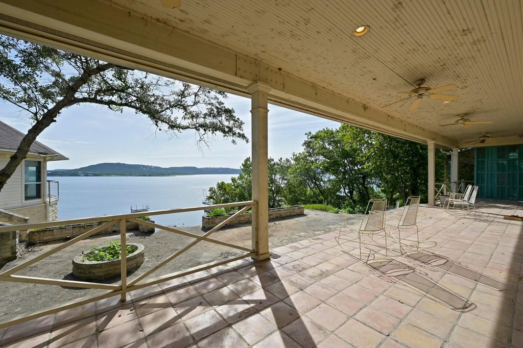 5252 McCormick Mountain DR, Austin, TX 78734