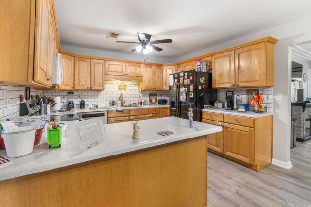 1200 Chris Drive, Benton, AR 72015