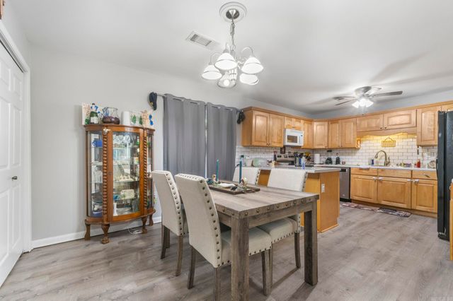 1200 Chris Drive, Benton, AR 72015