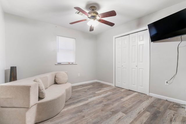 1200 Chris Drive, Benton, AR 72015