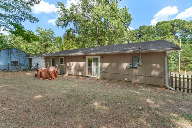 1200 Chris Drive, Benton, AR 72015