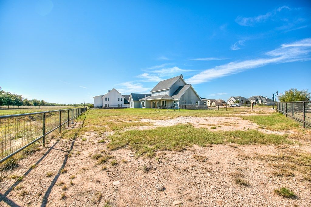 Image 40 of property listing at 7152 Club Creek Lane, San Angelo, TX 76904