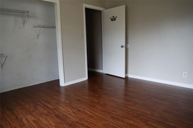 730 Dezso Drive, Alvin, TX 77511