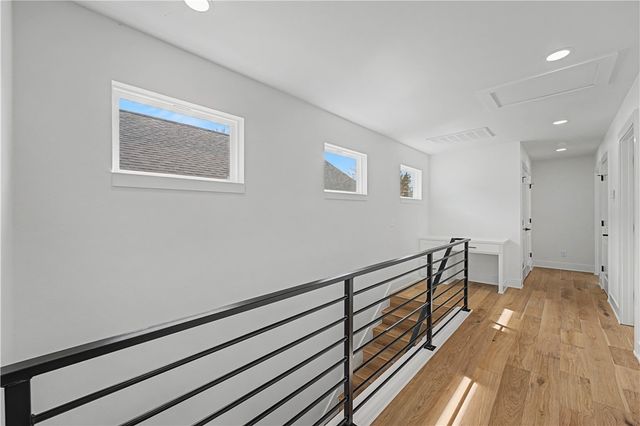 817 S Jagger Lane, Fayetteville, AR 72701