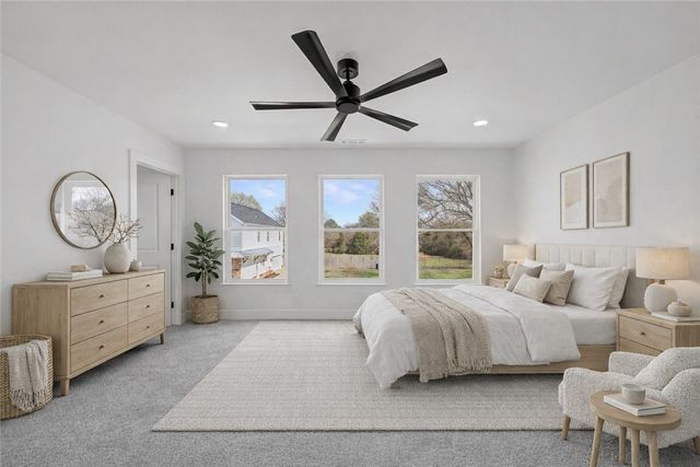 817 S Jagger Lane, Fayetteville, AR 72701