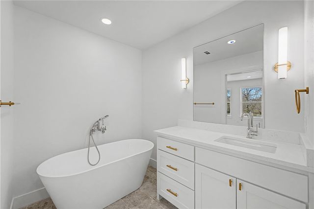 817 S Jagger Lane, Fayetteville, AR 72701