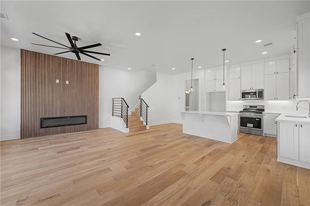 817 S Jagger Lane, Fayetteville, AR 72701