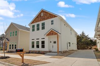 817 S Jagger Lane, Fayetteville, AR 72701