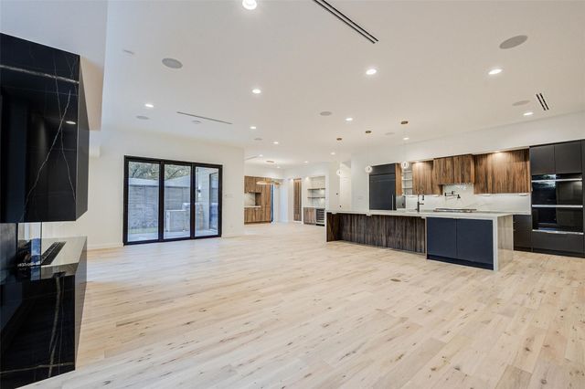 2014 Southgate Boulevard, Houston, TX 77030