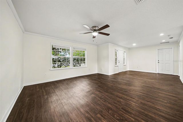 245 OAK RUN COURT, Apopka, FL 32703