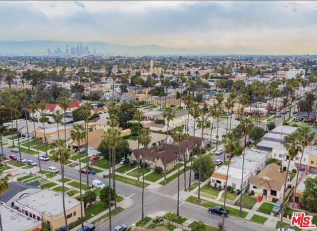5700 S Gramercy Place, Los Angeles, CA 90062