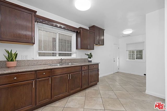 5700 S Gramercy Place, Los Angeles, CA 90062