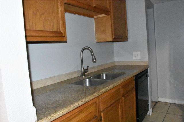 11411 Harwin Drive 19, Houston, TX 77072