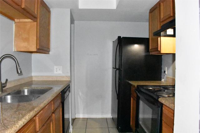 11411 Harwin Drive 19, Houston, TX 77072