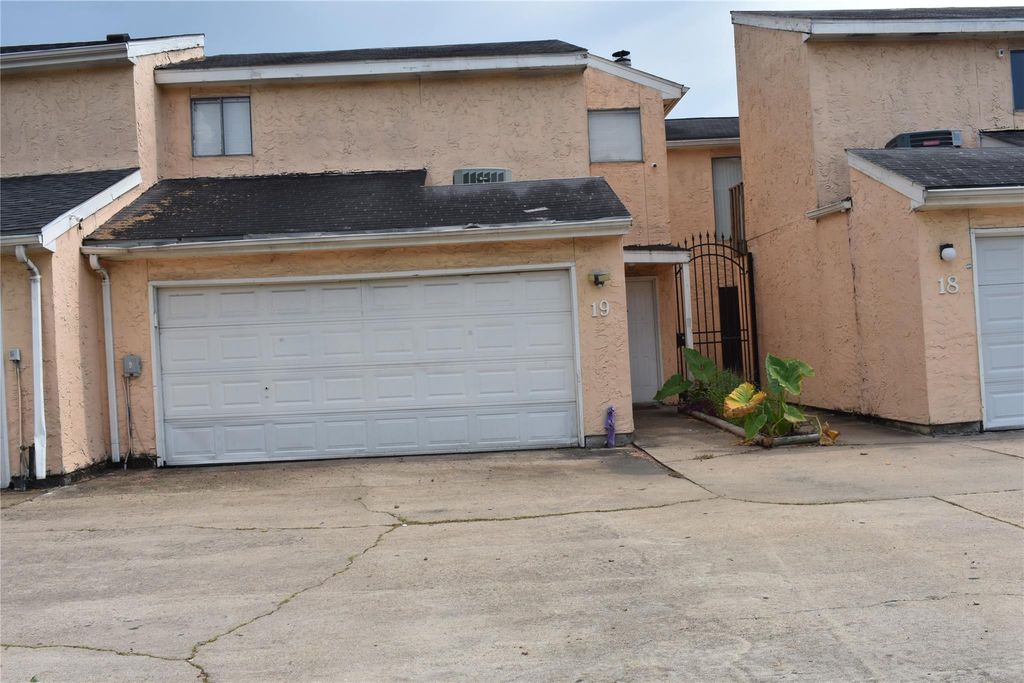11411 Harwin Drive 19, Houston, TX 77072