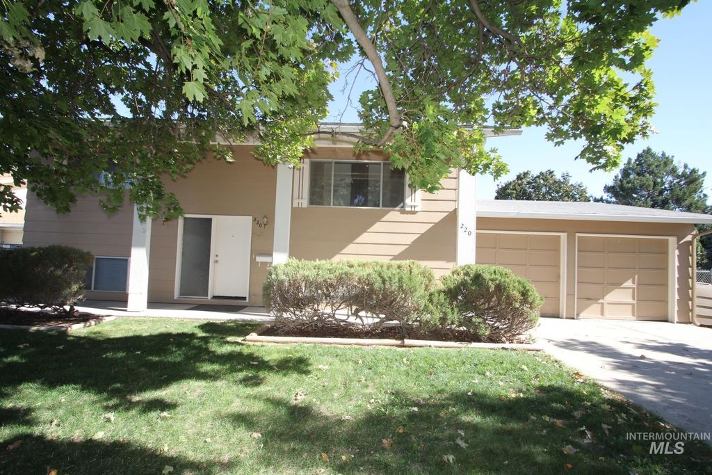 220 S Florence St., Nampa, ID 83686 photo 2