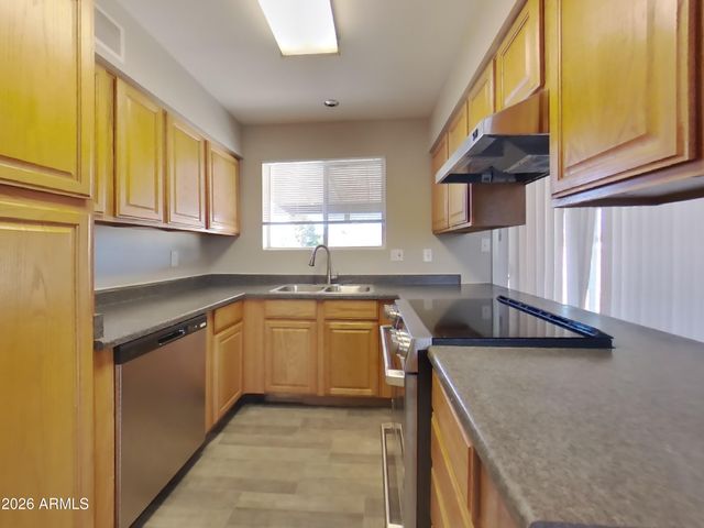 17834 N 9TH Avenue, Phoenix, AZ 85023